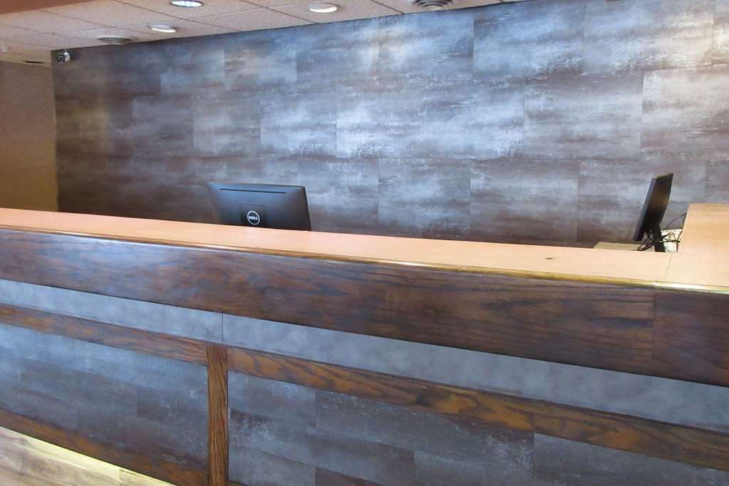 Quality Inn & Suites Brainerd Interior photo