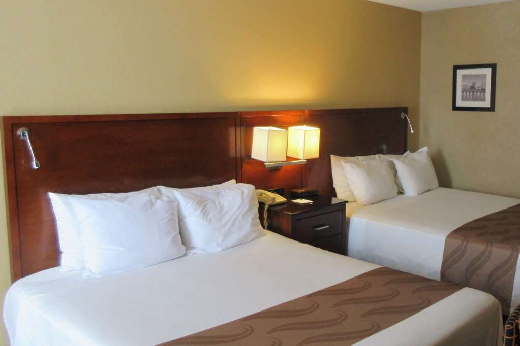 Quality Inn & Suites Brainerd Room photo